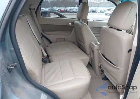 2010 Ford Escape Limited z USA, uszkodzony, nr VIN 1FMCU9E75AKD04597